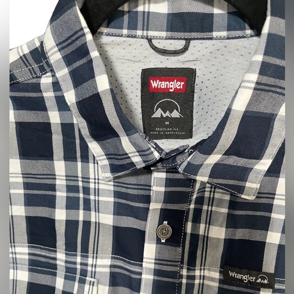 Wrangler Mesh Vent Short Sleeve Button Down Shirt M - Picture 5 of 6
